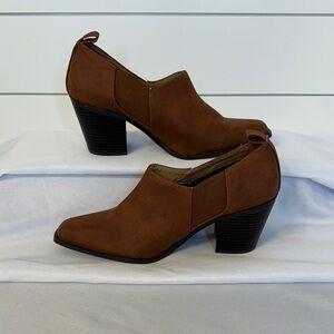 Chinese Laundry Women’s Brown Heeled Boots